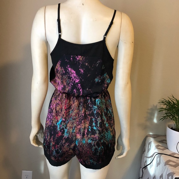 Silky print romper - Picture 4 of 4